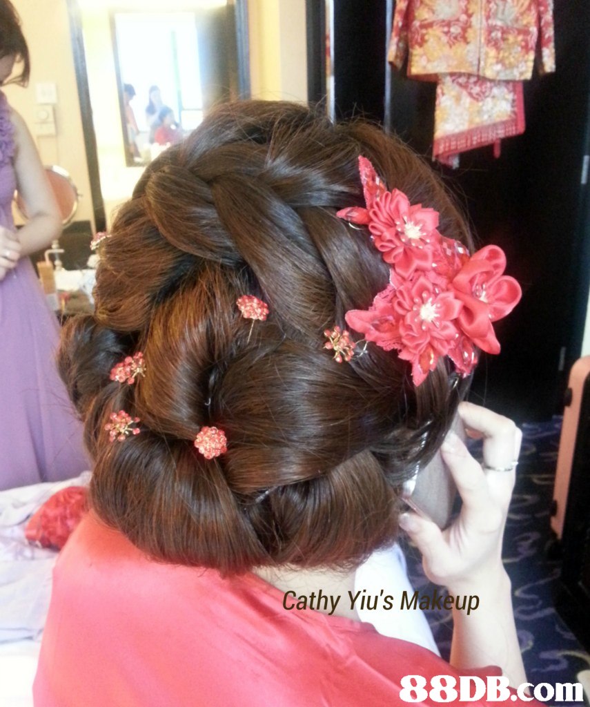 Cathy Yiu's Makeup,hair,hairstyle,long hair,chignon,bun