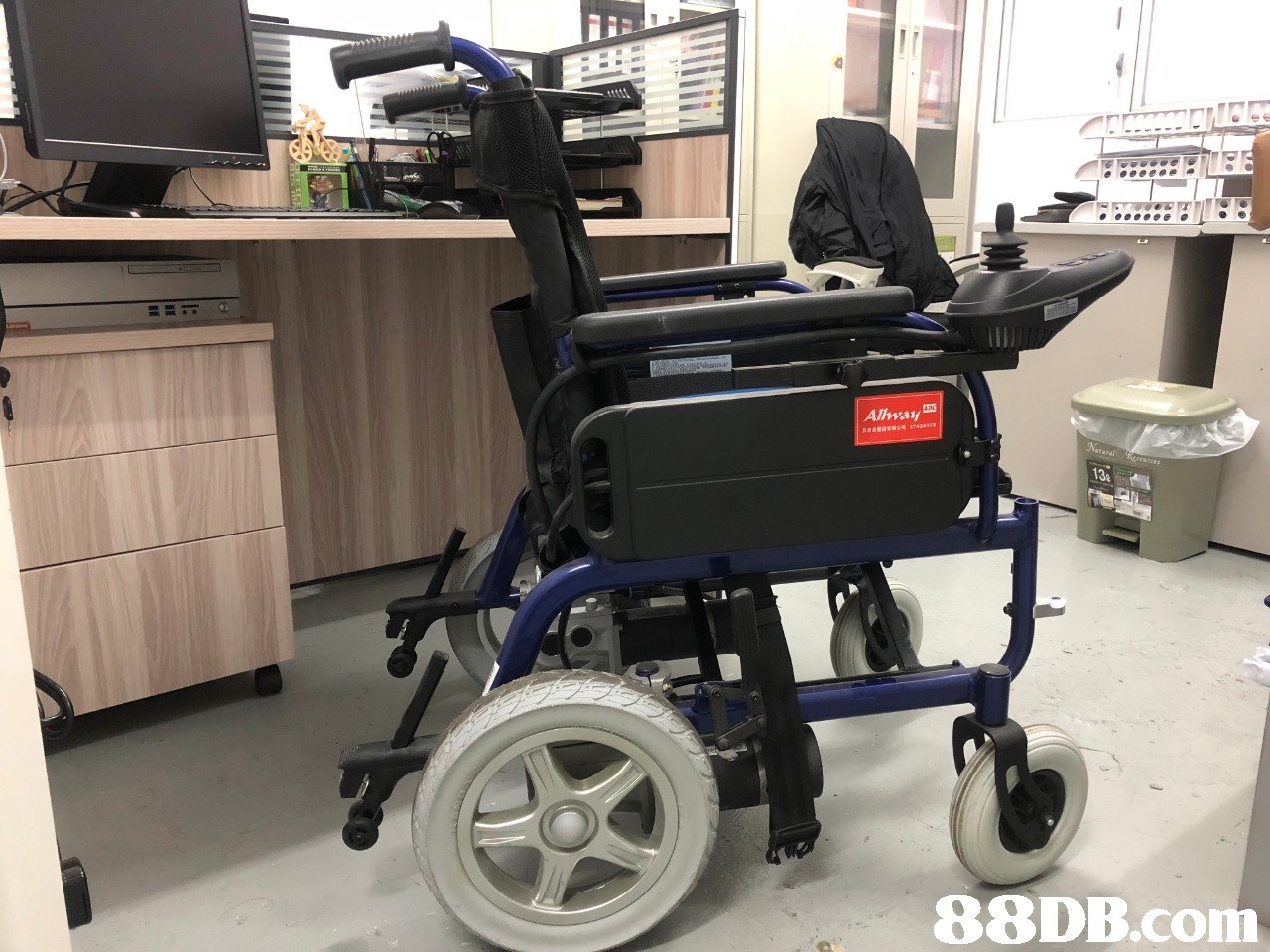 18 13   wheelchair,product,technology,