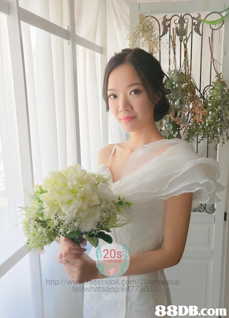 20s makeup http:// aCebook.com/20smakeup tel/whatsapp:647730   flower,gown,bride,flower arranging,flower bouquet