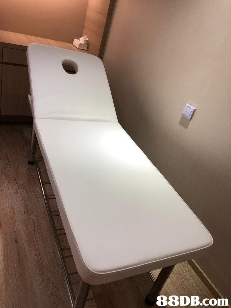   Massage table,Furniture,Chaise longue,Room,Toilet