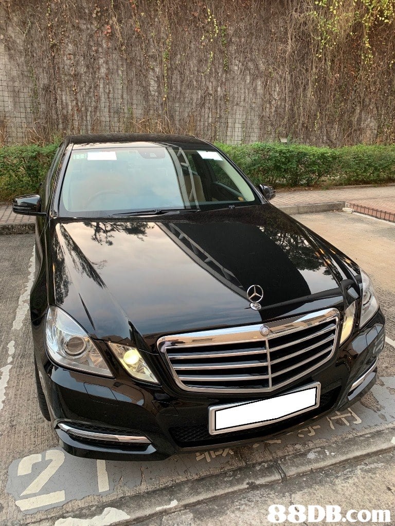   Land vehicle,Vehicle,Car,Luxury vehicle,Mercedes-benz w212