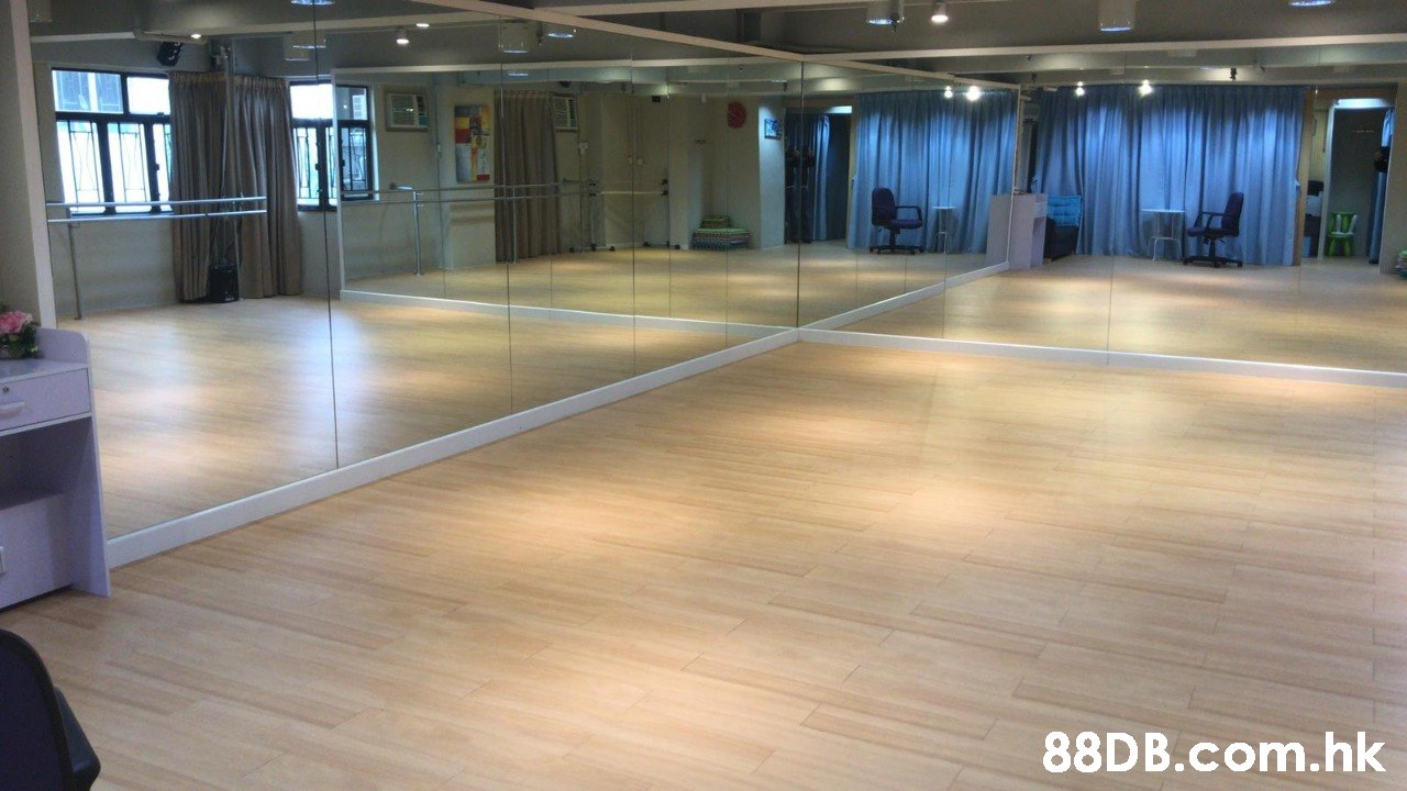88D B.com.hk  Floor,Flooring,Lobby,Building,Hall