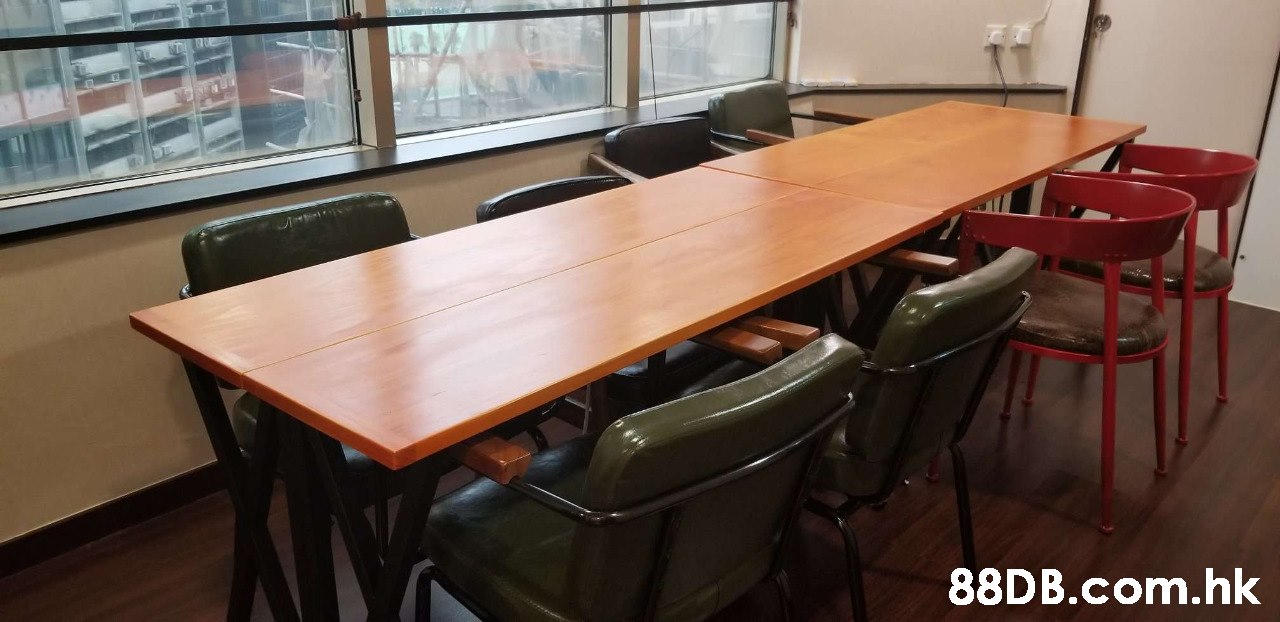 .hk  Furniture,Table,Property,Desk,Room