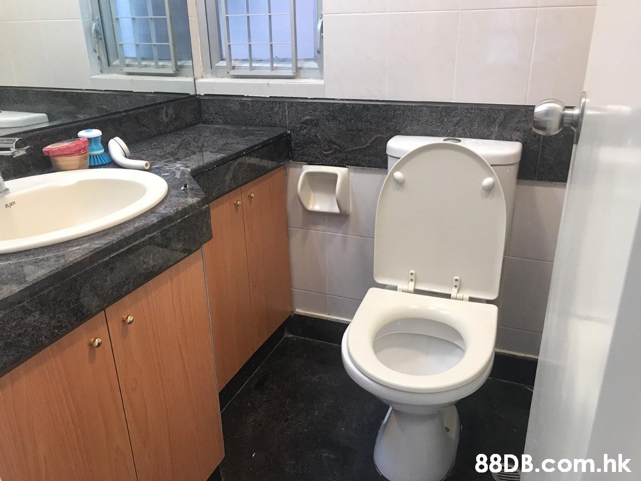 ELJER .hk  Toilet,Bathroom,Property,Toilet seat,Plumbing fixture