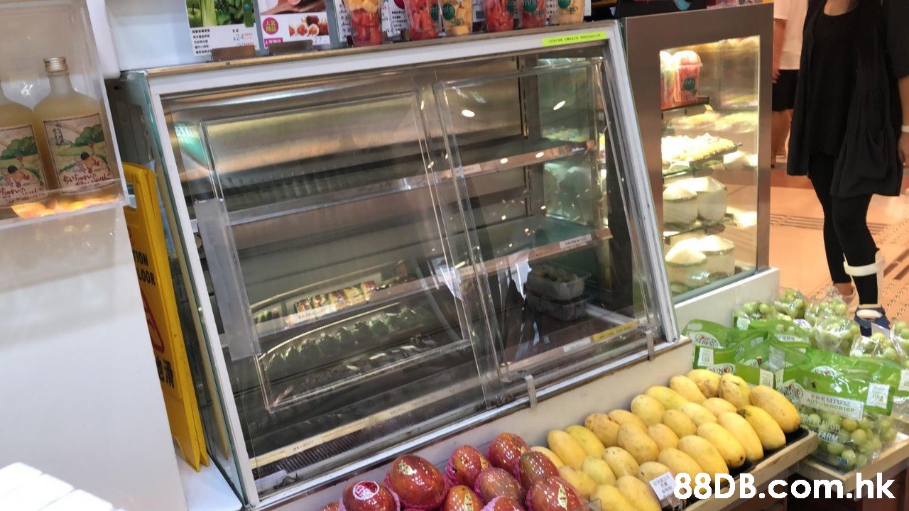 $24 ervid ON FARM .hk  Display case,Bakery,Refrigerator,Food,Kitchen appliance
