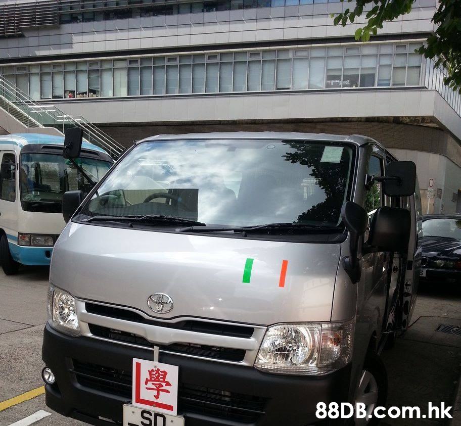 || .hk  Land vehicle,Vehicle,Car,Van,Motor vehicle